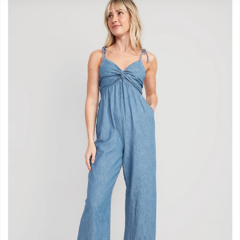 ⭐️ Host Pick⭐️ Old Navy | Denim Shoulder Tie Jumpsuit / Romper - Picture 8 of 8